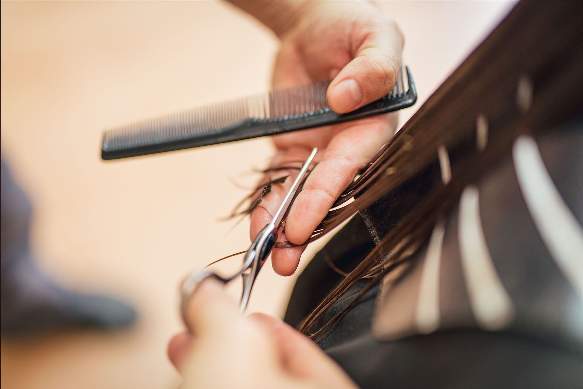 10.-Hair-Cutting-Certificate-Program