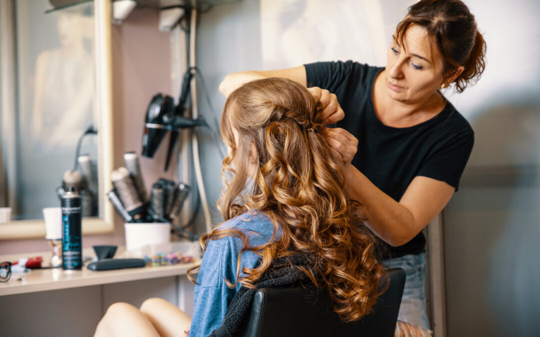 Become a Certified Hairstylist with a Diploma from Cosmic College