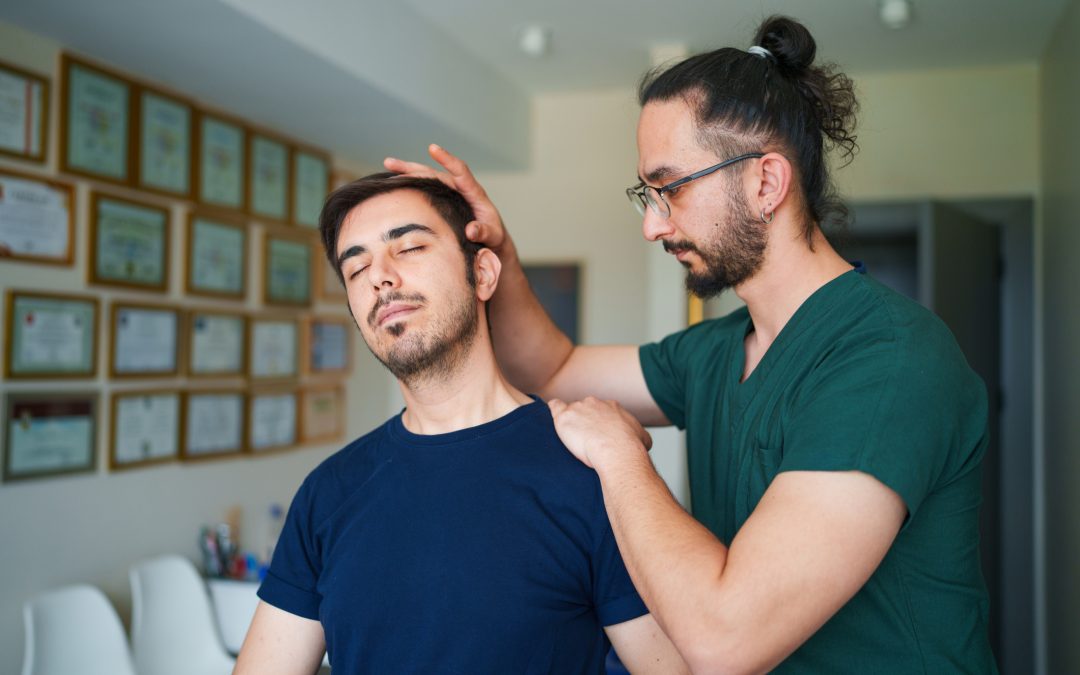 Manual Osteopathy vs. Chiropractic Care: Training